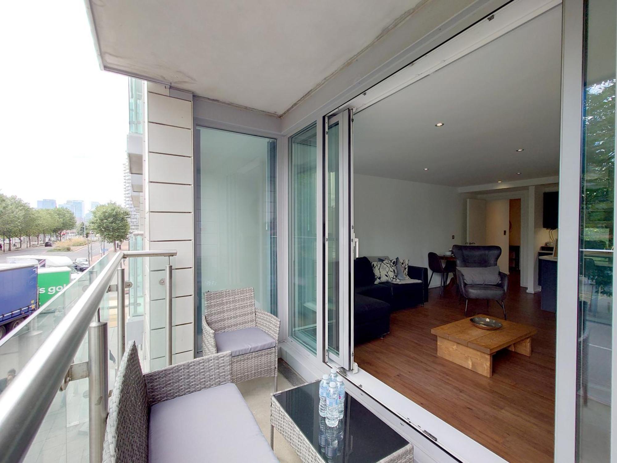 Fully Serviced Two Bed Apartment By Excel & O2 Londra Esterno foto